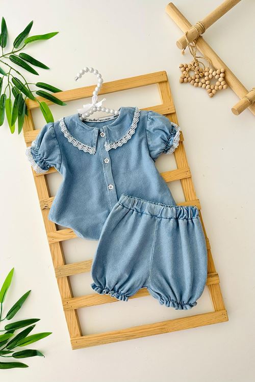Miniğimin Cicileri Yumuşak Kot Yaka Fisto Detaylı Kız Bebe Şortlu Takım - Mavi
