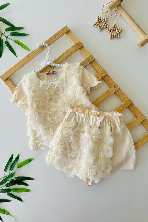 Miniğimin Cicileri Tül Çiçek Detaylı Kız Çocuk Şort Etekli 2 li Penye Takım - Krem