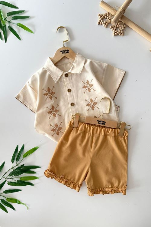 Miniğimin Cicileri İşleme Detaylı Fırfırlı Kız Çocuk Şortlu 2 li Takım - Krem