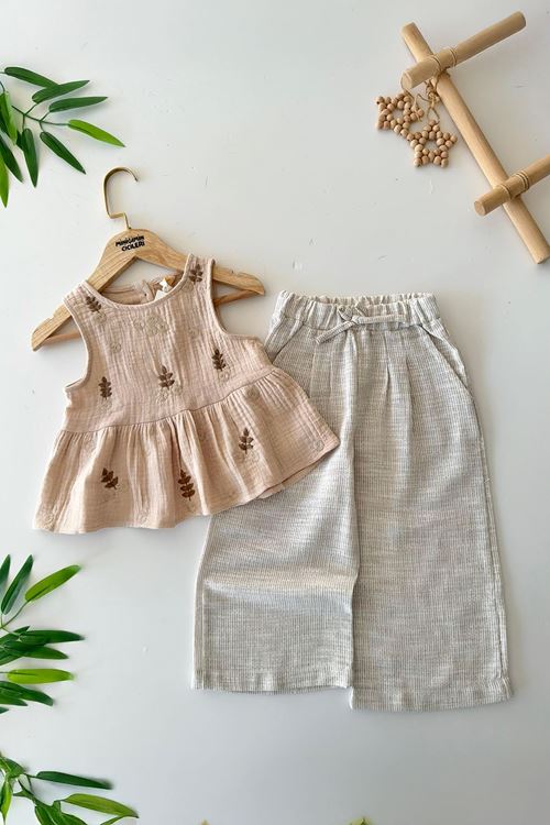 Miniğimin Cicileri Müslin İşlemeli Arka Düğme Detaylı Kız Çocuk Takım - Kahve