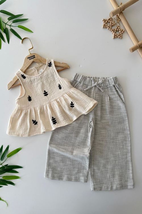 Miniğimin Cicileri Müslin İşlemeli Arka Düğme Detaylı Kız Çocuk Takım - Krem