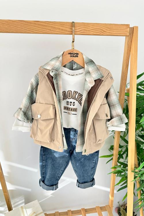 Miniğimin Cicileri Brooklyn Baskılı Ekose Gömlek ve Yelekli Erkek Çocuk 4’lü Takım - Krem