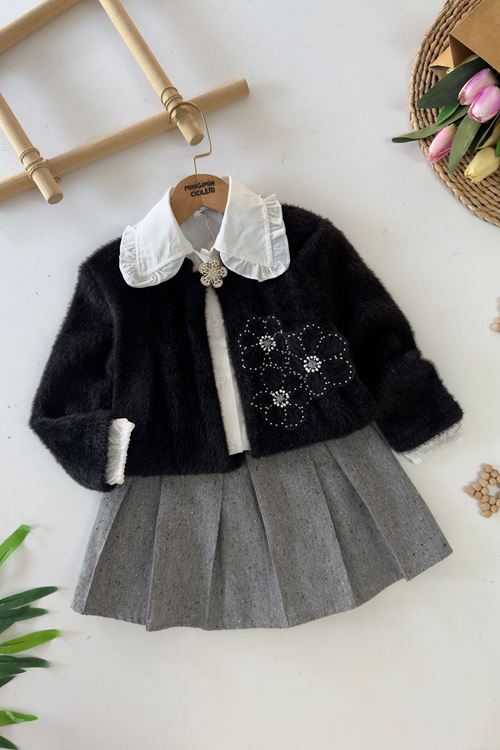 Miniğimin Cicileri Çiçek Taş İşlemeli Gömlek Yaka Pileli Etekli Kız Çocuk Takım- Siyah