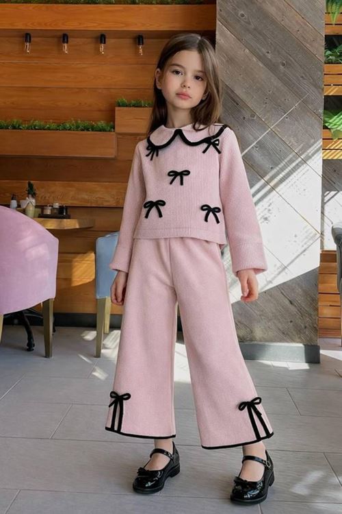 Miniğimin Cicileri Fiyonk Detaylı Triko Kazak ve Pantolon 2’li Kız Takımı - Pembe