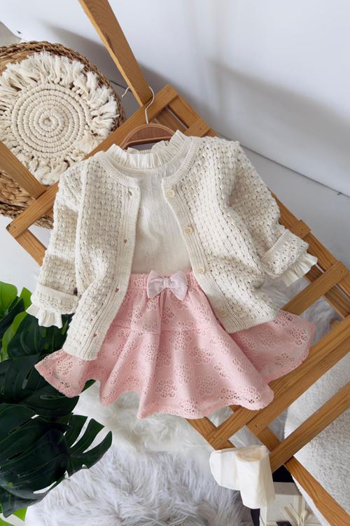 Miniğimin Cicileri Fiyonk Detaylı Triko Hırkalı Dantel Etekli Kız Bebek 4 lü Takım - Pudra
