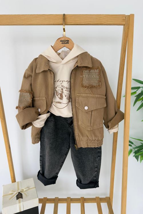 Miniğimin Cicileri Vintage Baskılı Kapüşonlu Erkek Çocuk Ceket Pantolon 3 lü Takımı - Kahverengi