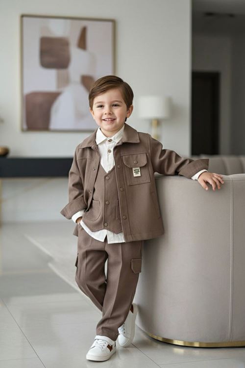 Miniğimin Cicileri NEW Armalı Gabardin Yelek ve Ceketli Gömlekli Erkek Çocuk 4’lü Takım - Kahverengi