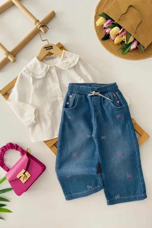 Miniğimin Cicileri Fiyonk Nakışlı Gömlekli Denim Pantolonlu Kız Çocuk Premium 2 li Takım - Mavi