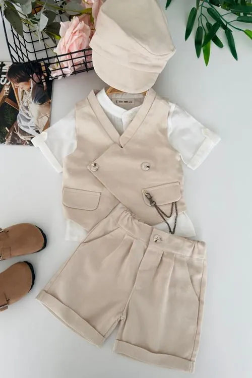 Miniğimin Cicileri Gentleman Yelekli Şapkalı Erkek Bebek Şort 4 lü Takım - Krem
