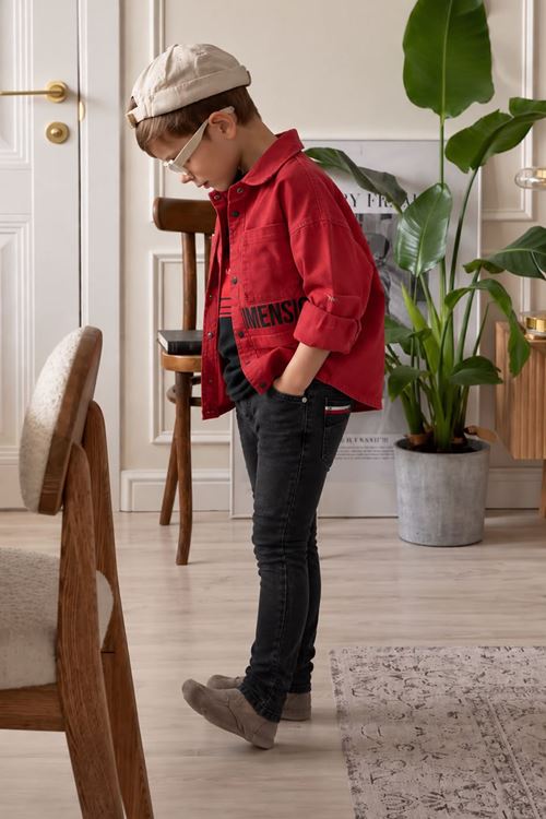 Erkek Çocuk Baskılı Denim Gömlek, Tişört ve Pantolon 3’lü Takım - Kırmızı