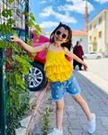 Minigmin Cicileri emojili nakış şortulu zincirli crop  kız cocuk takım